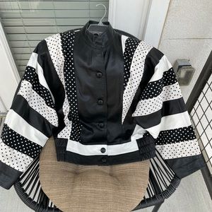 Vintage Black/White Leather Jacket Large